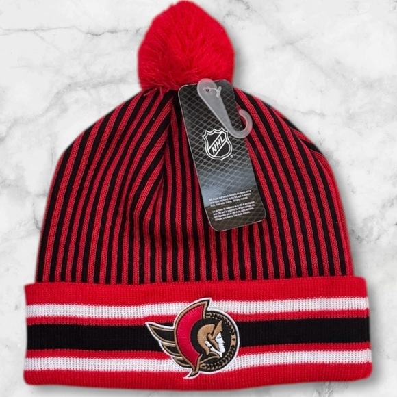 🆕Youth | Ottawa Senators NHL Hockey Beanie Hat - Picture 4 of 9